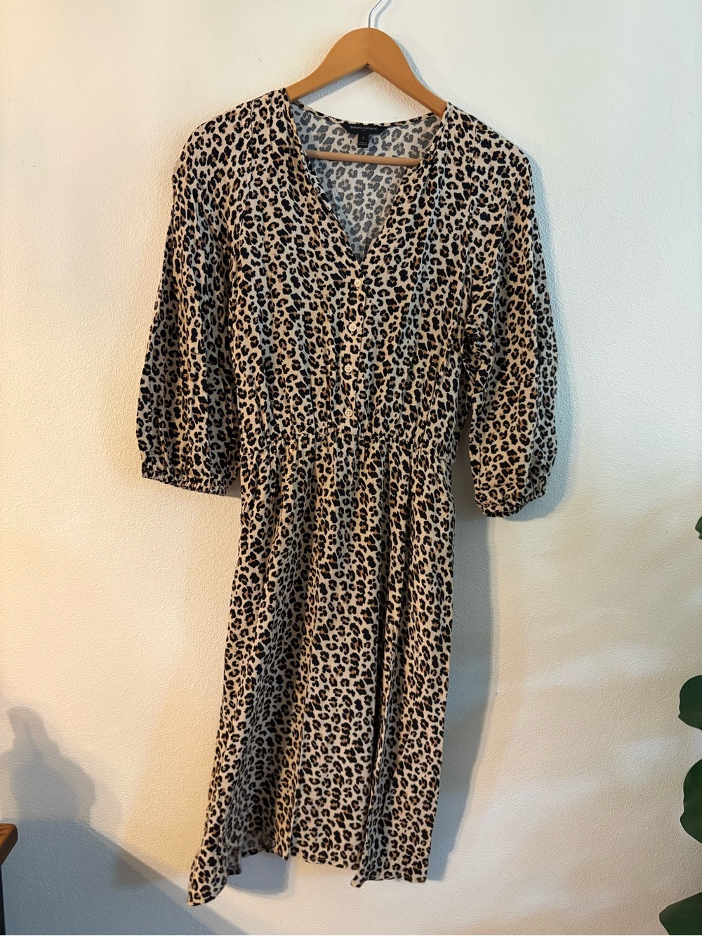 Banana Republic Leopard Print V-Neck Midi Dress - Beige and Black